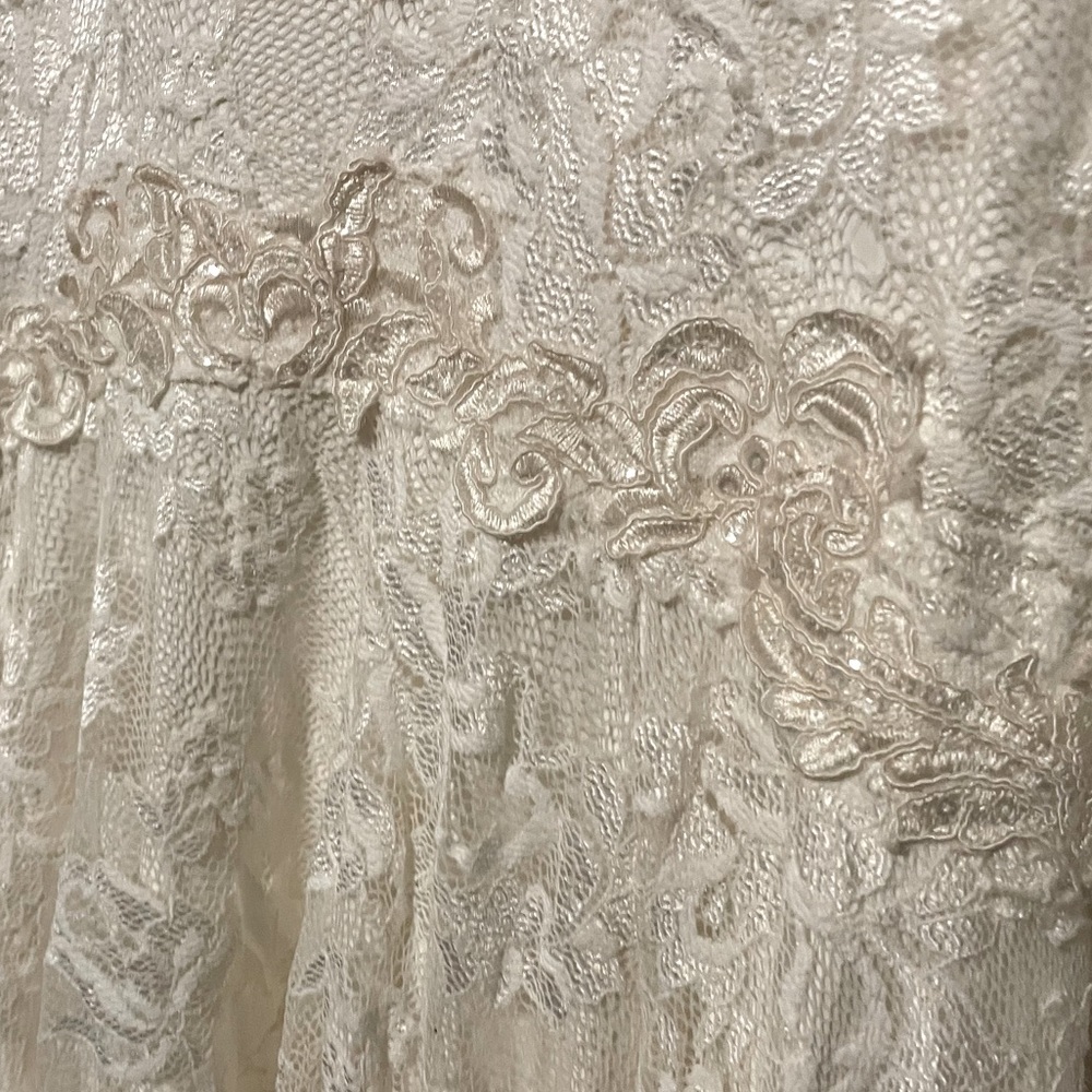 Olvis Olga Yermoloff Lace Mermaid Wedding Gown 4236 - Picture 7 of 16